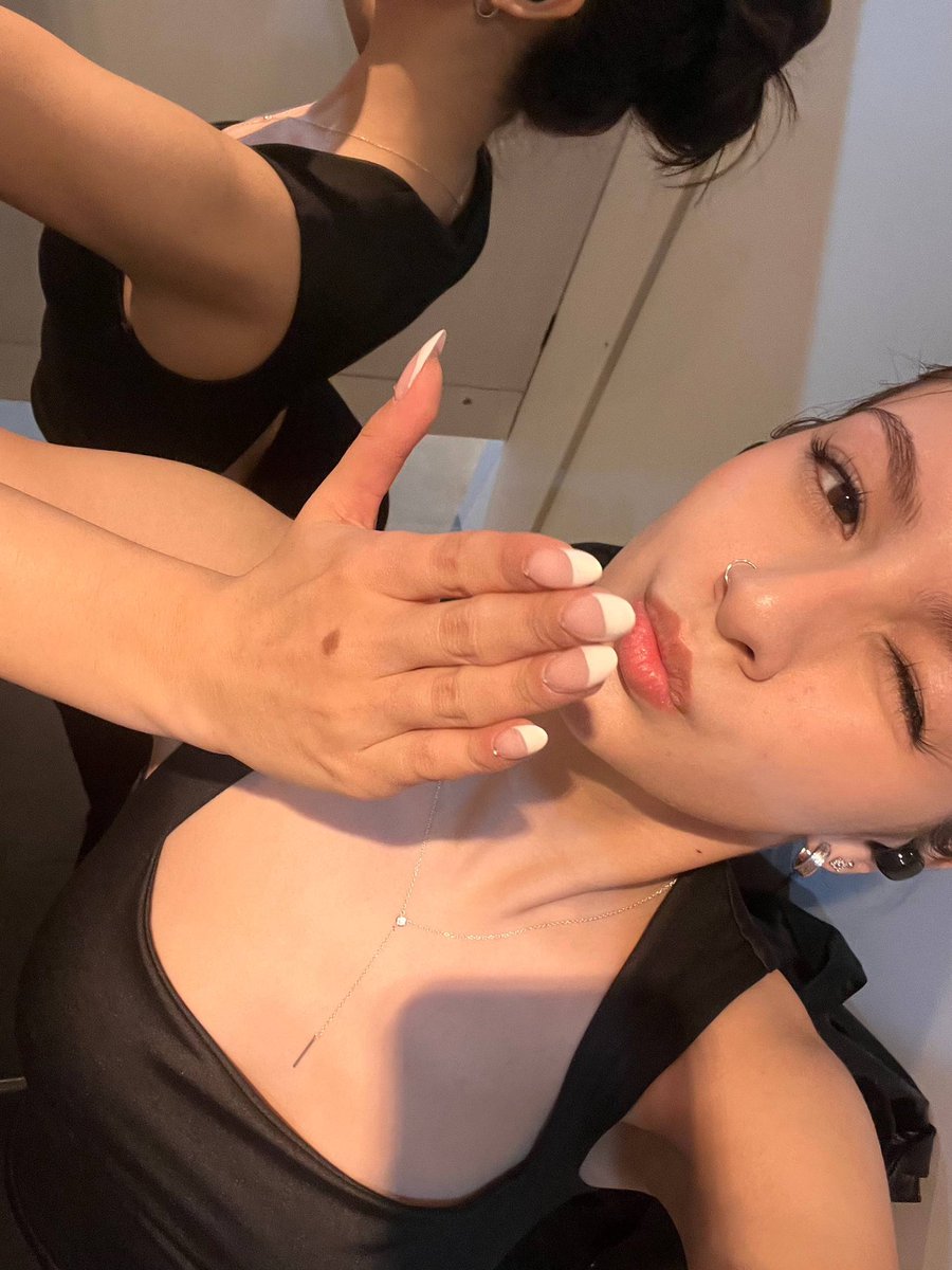 lcuuute_'s tweet photo. Hey! 🙋🏻‍♀️✨ https://t.co/SqWfPAkmnX