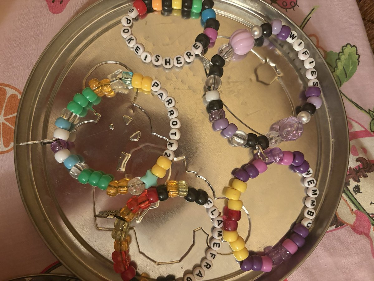 yourneptuniiaaa's tweet photo. Got bullied for wearing the wemmbu cuff so now I rock the singles until I go somewhere really cool and fun #kandi #kandikid #unstableuniverse #wemmbu #bracelets #kandicuff https://t.co/iqKGhL2Sya