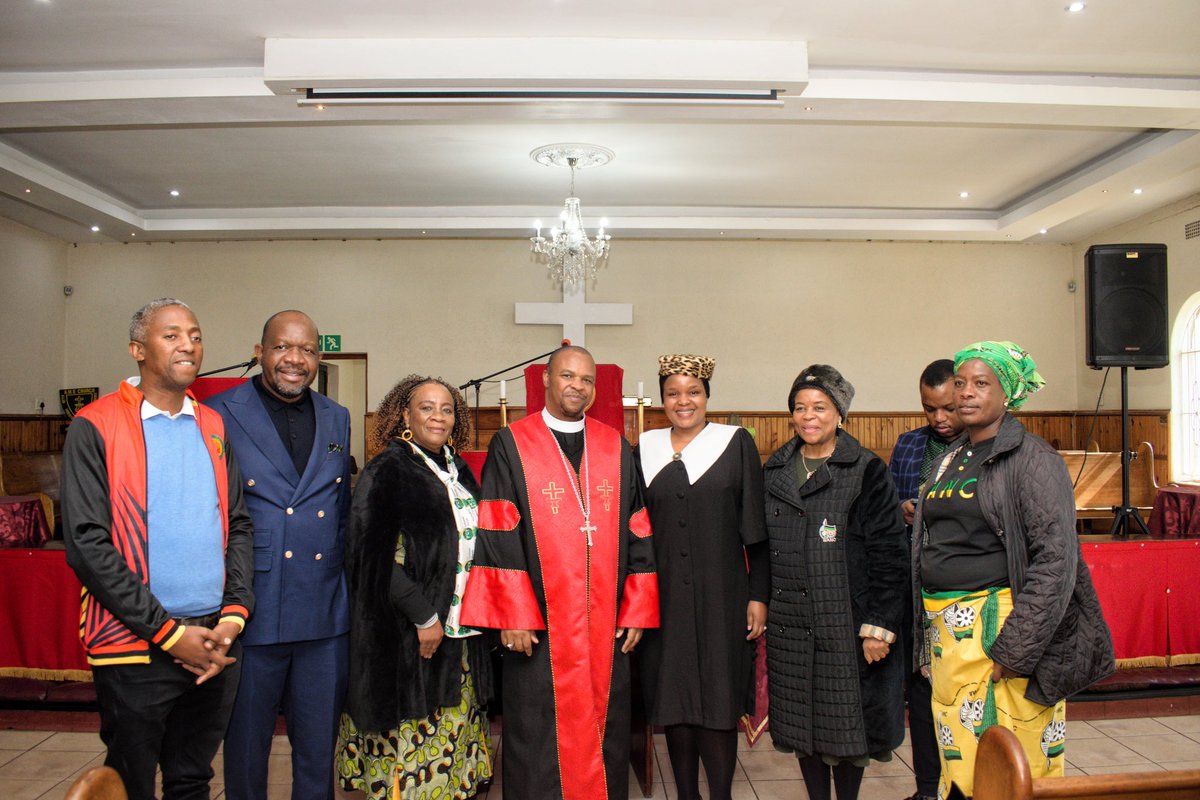 DrGwenR's tweet photo. If we are not together there is no way that we will overcome the economical challenges that we have as a country. Let us help our communities to register for the upcoming Local Government Elections, be a participant in democracy.
#ANCInChurch
#RegisterToVoteANC
#LGE2026 https://t.co/uinghiwNPP