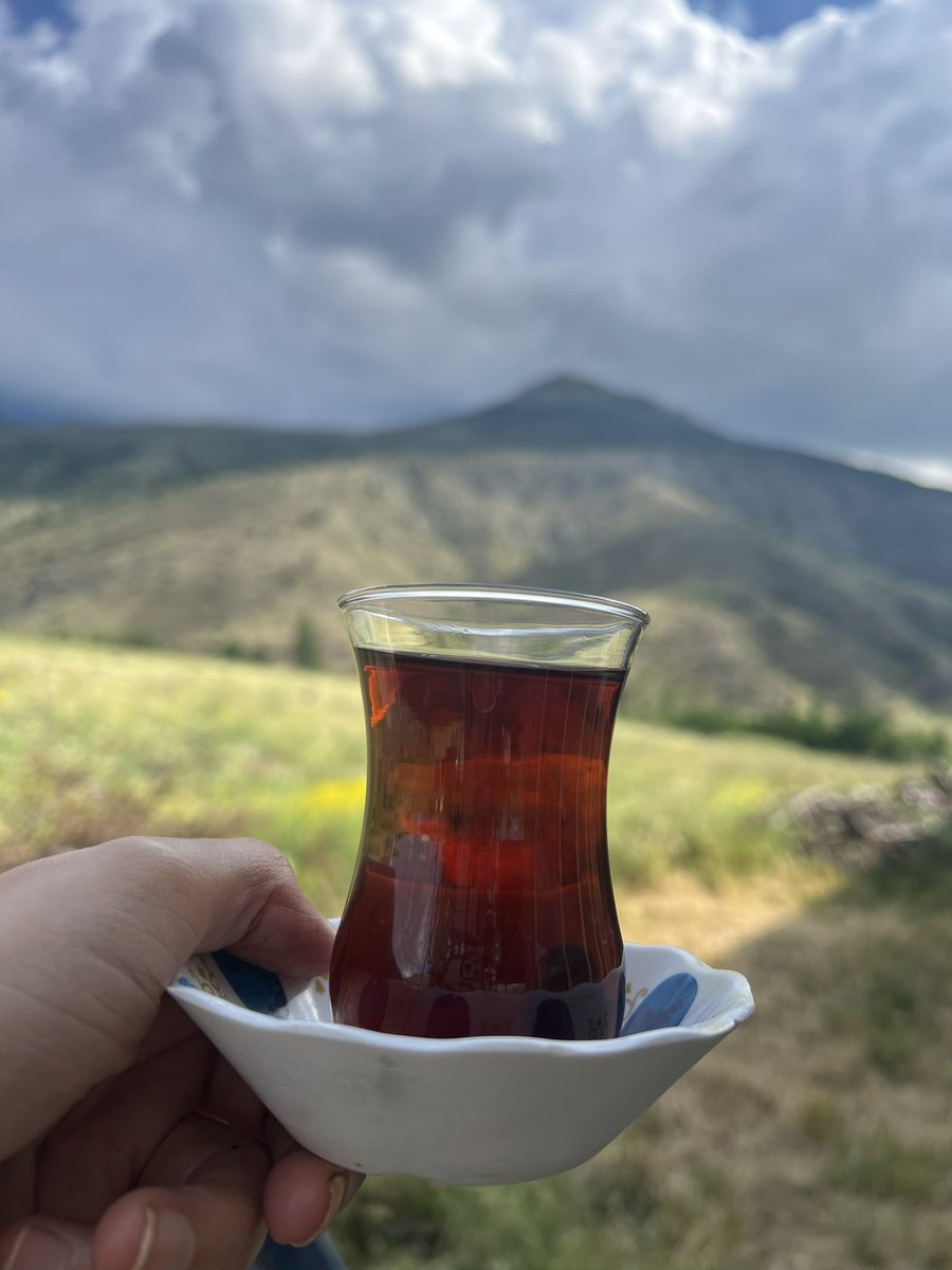 evimuzak's tweet photo. aşığıyız bu havaların .. https://t.co/qeABDj4pJ7