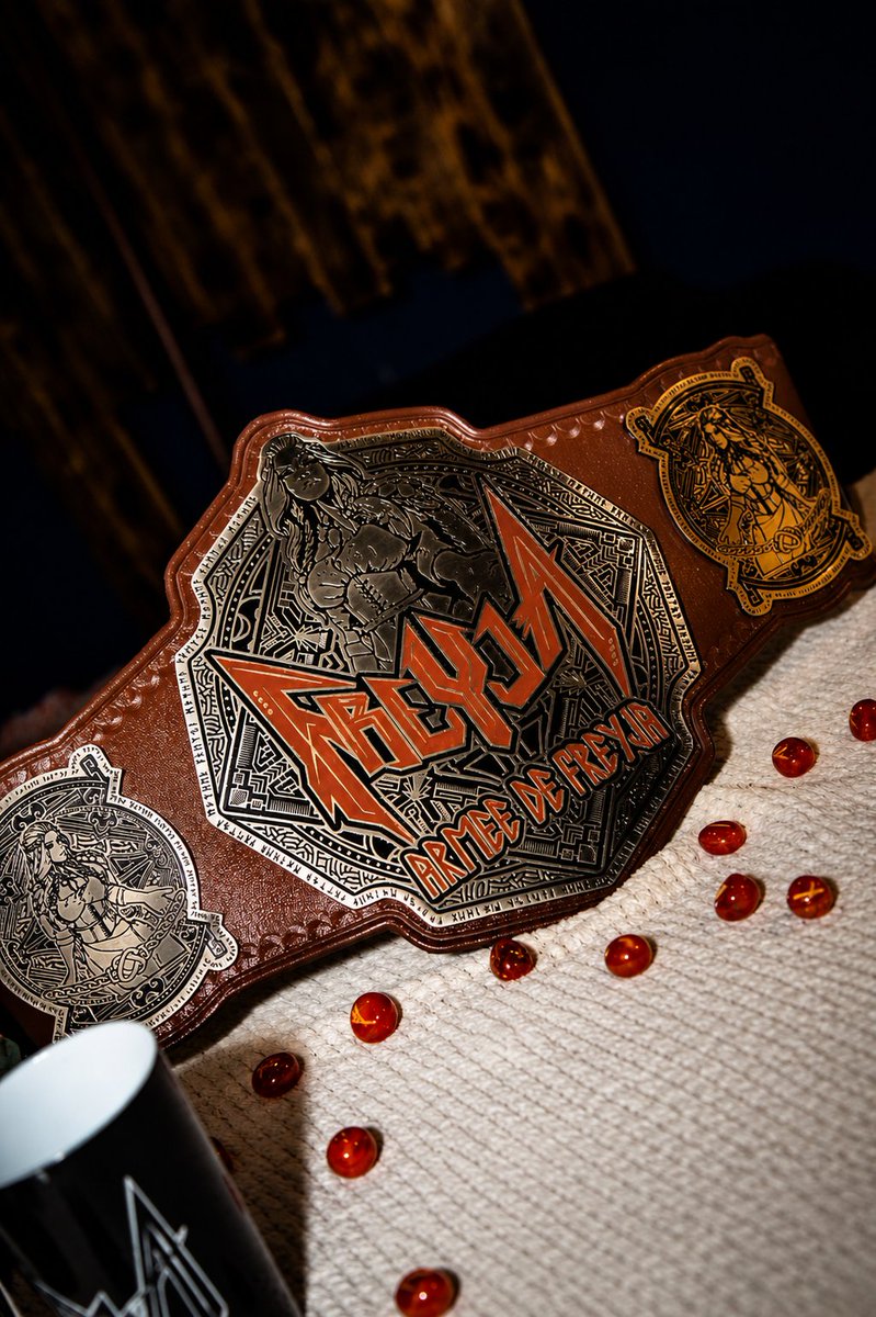 freyjacatch's tweet photo. 🔥 MERCH ALERT 🔥
Certaines ceintures représentent une victoire, celle-ci représente un héritage.
Cette version collector permet à quelques membres de l’Armée de Freyja de posséder à leur tour un fragment de cette histoire.
https://t.co/gbjQ99GlnJ https://t.co/Gr8JGP6kbP