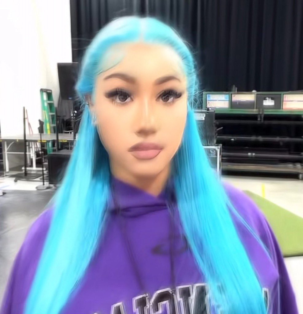 yurrmuddy's tweet photo. 💜North West🩵 https://t.co/WRv5mKq0Ym