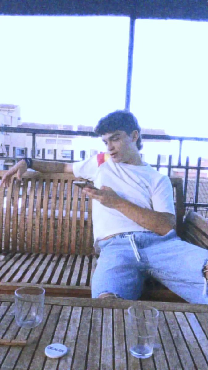 CapiForoCoches's tweet photo. Uno de los efectivos de ETA más buscados de todos los tiempos Joseba Euskirratzieni Auskajarrana,  tras 20 años desaparecido, es encontrado en un narcopiso de Sangonera la Verde (más concretamente en el barrio de Las Cabreras). Imagen tomada en 2003 tras cometer un ataque en Baza https://t.co/Z5y2kmKJCT