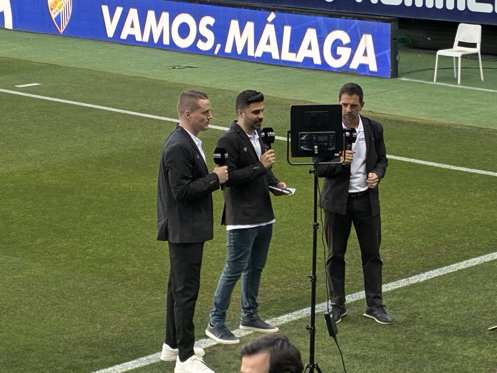 aledade's tweet photo. @HectorRuizPardo Equipazo!! https://t.co/4O4PgZIdGT