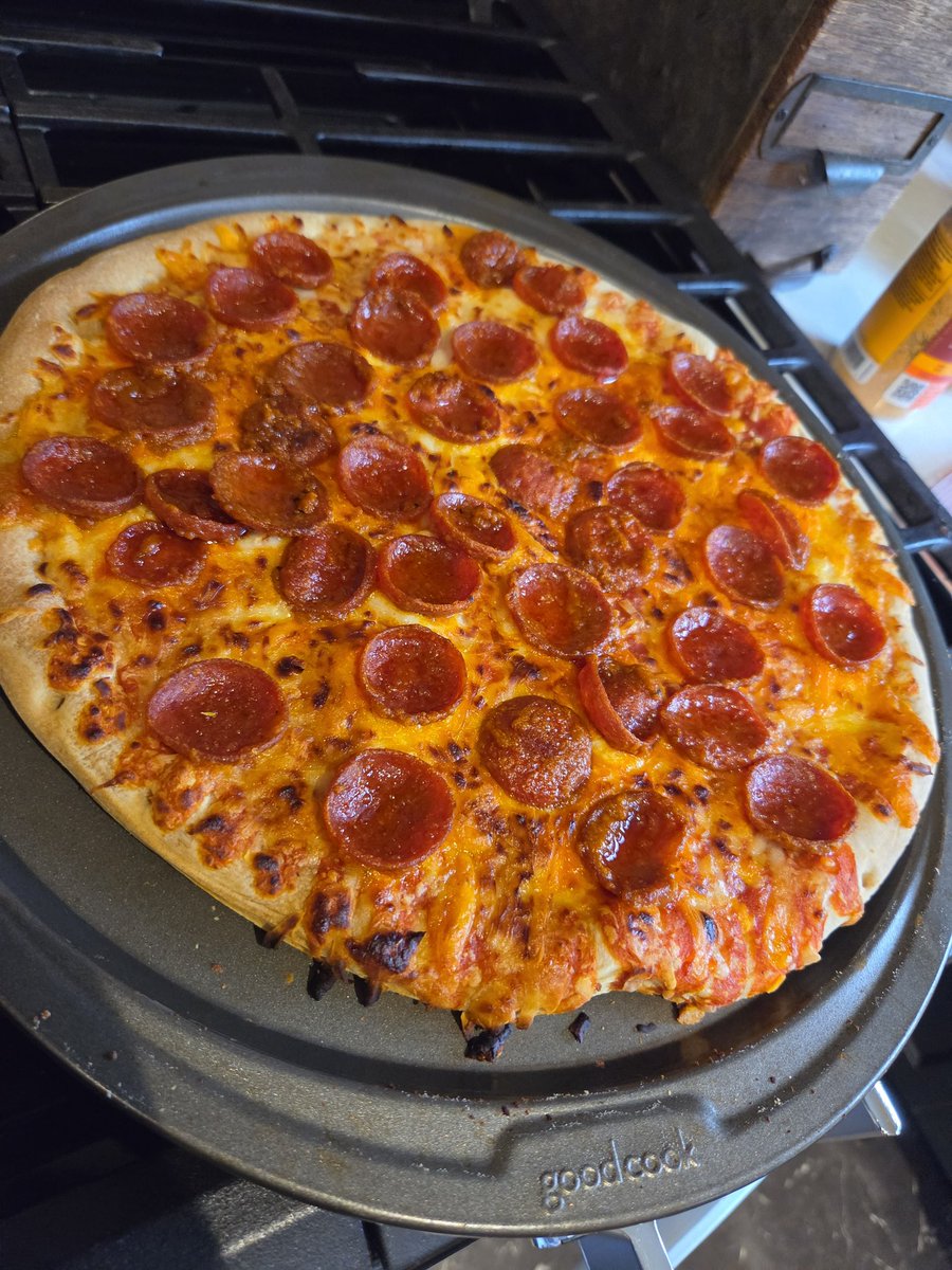 SamLangellier's tweet photo. Buffaloed pepperoni pizza. Frozen pizza for proof of concept test. https://t.co/czu0vDC3en