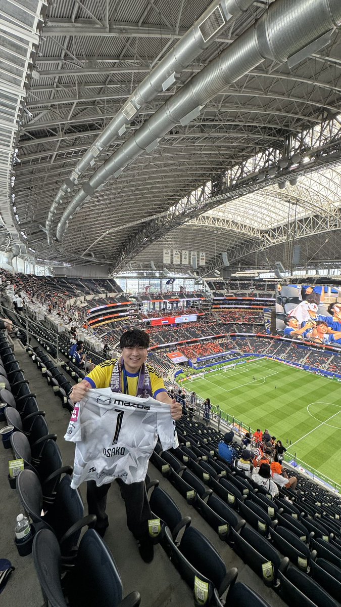 fq0te's tweet photo. 大迫、大迫　我らの大迫敬介 https://t.co/uFmgKSvsfJ