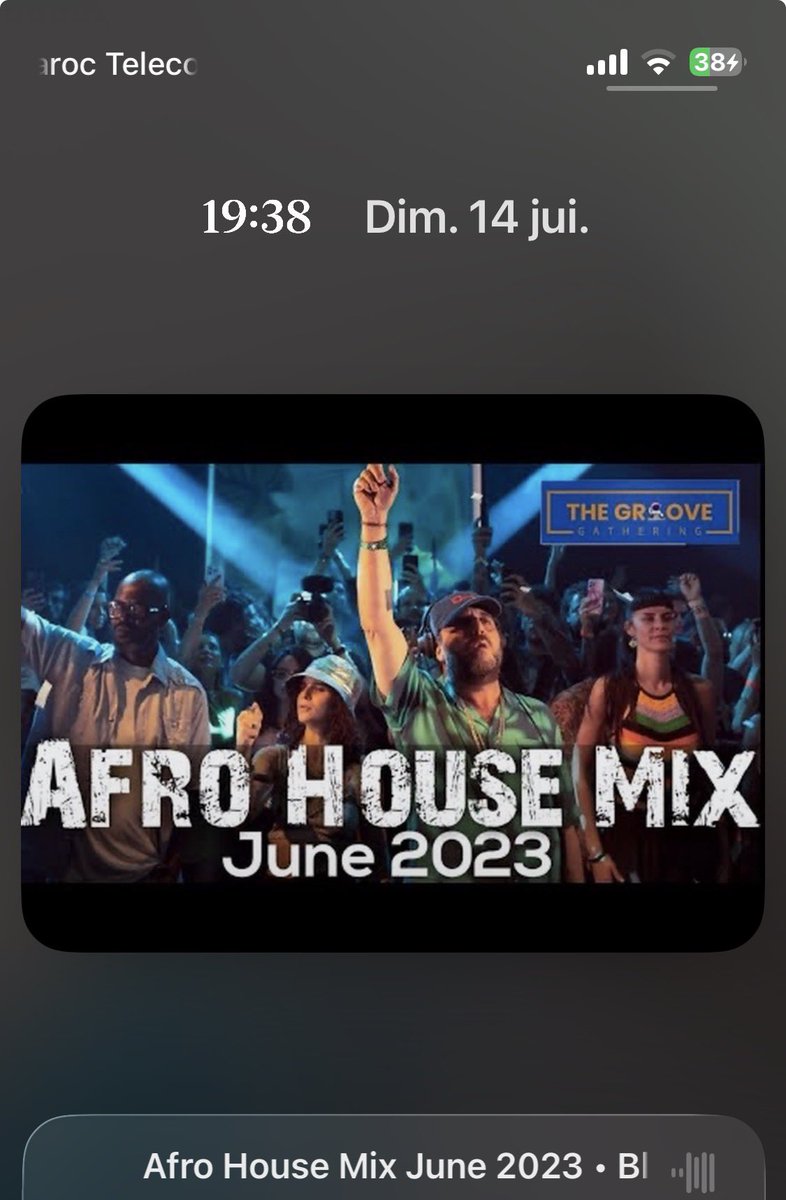aymonaaaaaa's tweet photo. Mkyn ma7sn mn l afro house https://t.co/gKmKikh6Ue