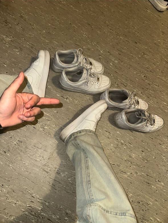 balkanbossx's tweet photo. For sale Nike Air Force shoes large 41, couple are months old couple are 1 year old

I have aroused your interest then get in touch!

#pigpay #findom #findomalpha #cashmaster #feet #feetfetısh #zahlsklave #nike https://t.co/nr6OHrYIyr