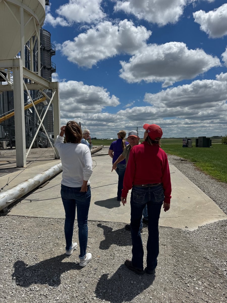 IAGovernor's tweet photo. Surveying crop and farm damage.

Contact your nearest @usdaFSA office to see what @USDA resources are available to you.

https://t.co/VqY4TMoFH5 https://t.co/6TzRsX8lnU