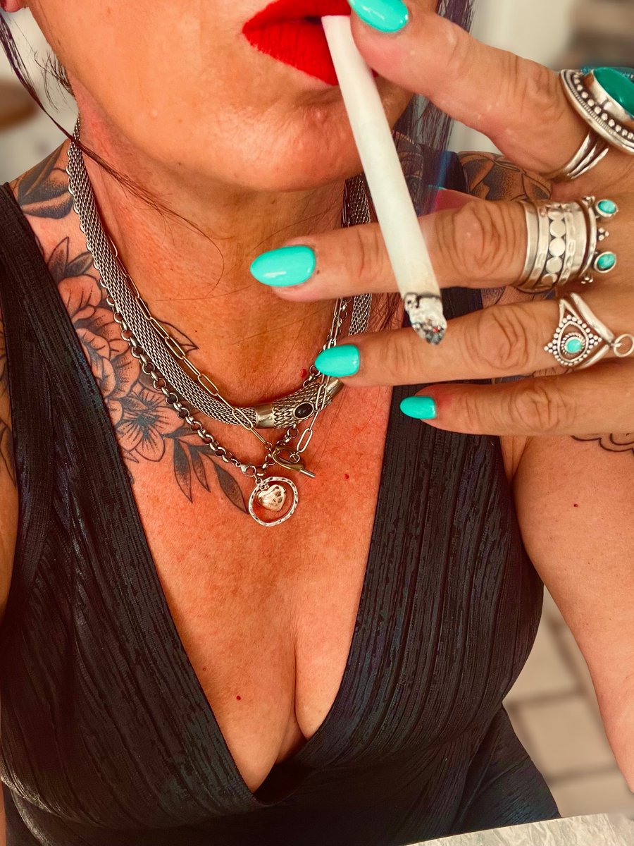mistress_forbidden_pleasures tweet media