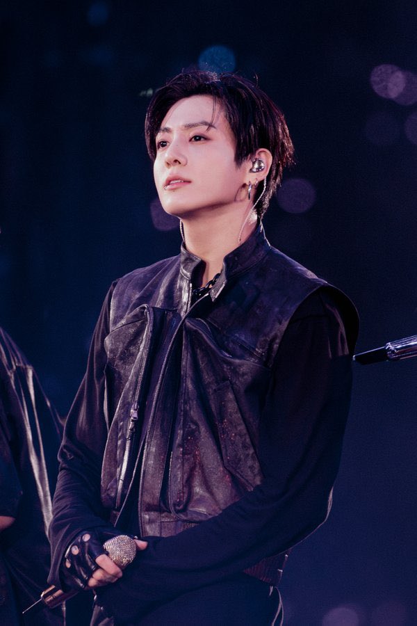 italianarmyfam_'s tweet photo. 📸 Scatti dei BTS a Busan (via BIGHIT MUSIC):

“I BTS hanno attirato un totale di circa 110.000 fan. Questa tappa nella loro patria segue un percorso globale che li ha visti incontrare 1,08 milioni di persone attraverso 20 concerti in 7 città”

[1/3] #BTS_WORLDTOUR_ARIRANG_BUSAN https://t.co/4LUOZNu8Te