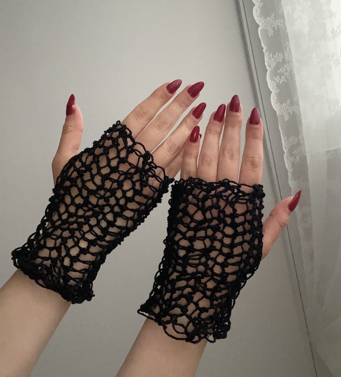 croszetuje's tweet photo. otwieram chwilowo komisze rękawiczkowe, 25-35zl + wysylka 

te na zdj sa dostepne, ale moge zrobic tez  na zamowienie inne kolory, dlugosci itd

 rt’s appreciated :> https://t.co/11gfQm8fTx