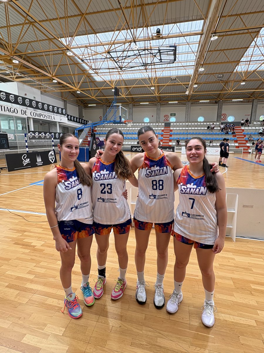 SanAntonioCc's tweet photo. Finalizó el Campeonato de España 3x3 🔚

Buena representación de nuestras chicas que finalizaron con 2 victorias y 2 derrotas en un grupo de muy buen nivel💪

¡Gracias jugadoras, técnicos y familias por sumar otra experiencia!

@jovendeportEXT 
@Ayto_Caceres 
@DiputacionCC 
@FExB https://t.co/7XC6kVl1UZ