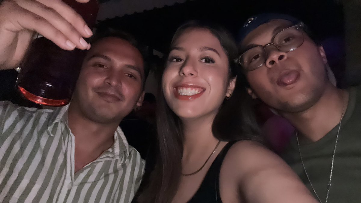 nayeliSach's tweet photo. Extrañaba a este par❤️ https://t.co/w4qgHYffEh