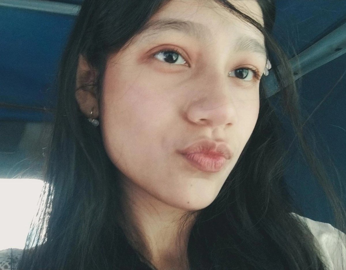 sniggypyong's tweet photo. happy birthday to me😻💙 I js turned 16 today lmfao #lowkeyscarded #16in2016 #bdaywzb2ble https://t.co/dACBRmOQEj