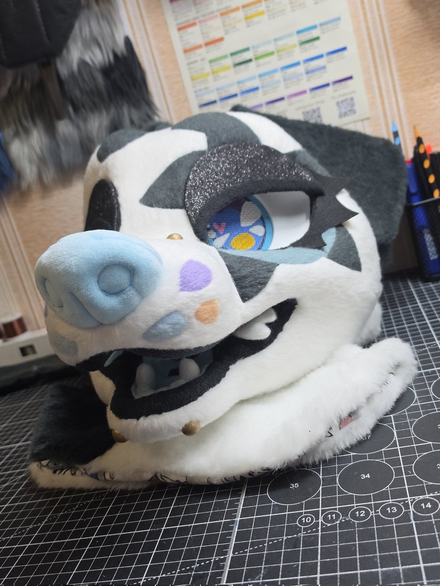 ErizoCraft's tweet photo. ☄ The head is done, there's not much left actually ! 💧⭐️ https://t.co/NYnFaHtXCC
