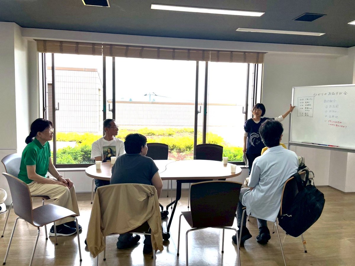 k_resurrection's tweet photo. 映画『美味しいごはん-挑-』
西荻窪での上映会に来てくれた
みなさんと
一緒におむすびを結ぶ
「ひかりのおむすび会」
やりました！

この日はじめて
おむすびをつくった！
という方もいたり
意識が変わった！
という感想もいただいて

みんないきいきと
本当にいい空気でした✨

この笑顔を広げたい☺️ https://t.co/yhlqlD0jYq