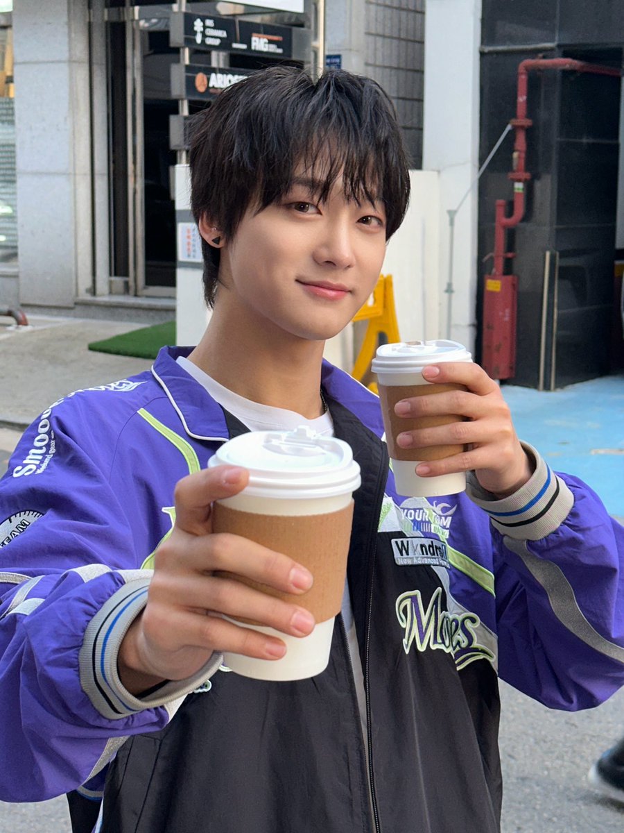 dailybigocean's tweet photo. #BigOcean #MakeItUpToYou #빅오션 #Chanyeon #찬연 #Jiseok #지석 #PJ #피제이 @big_o_cean https://t.co/8KbpuvoCy2
