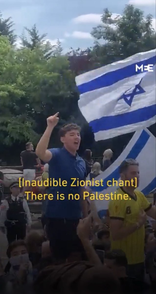Hoarder55's tweet photo. @QudsNen This behaviour in the UK is shocking &amp; unacceptable 👇👇👇

#Zionists https://t.co/DfTzJVcqIb