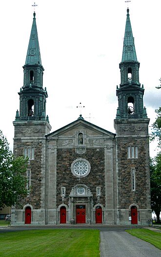 AlainSenecal's tweet photo. Concert « Chants de bataille » avec Luce Dufault, Daniel Boucher et Paul Piché à l’église de St-Denis-sur-Richelieu (1792), deuxième plus vieille église du diocèse de Saint-Hyacinthe. https://t.co/3txnq3csK7