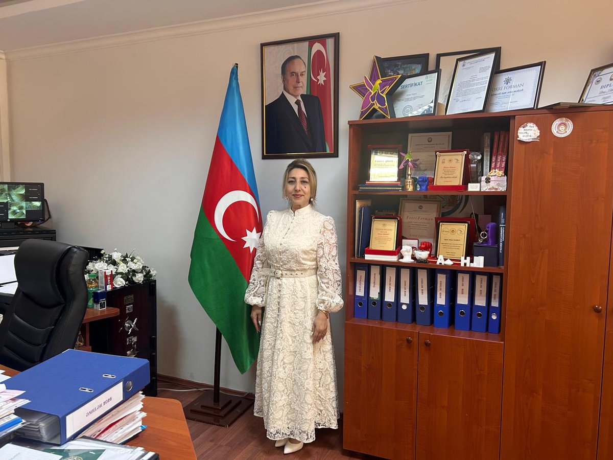 AlmazHasret's tweet photo. Son zəng 2026 https://t.co/Esc7QKPadI