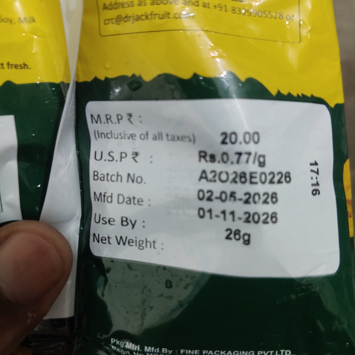 PhoenixIndian92's tweet photo. Dear @zeptocares .. thanks for doing this , Erasing the originally printed dates and overwriting new expiry dates on products and delivering them to your everyday customer.. @fssaiindia , when will you be awaken ?? https://t.co/ZFsILsdvpH