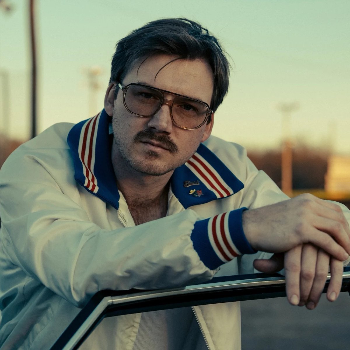 chartdata's tweet photo. Drake is now one week from tying @MorganWallen as the male artist with the most weeks at #1 on the Billboard 200 in the 21st century. https://t.co/6iW6uC0KAP