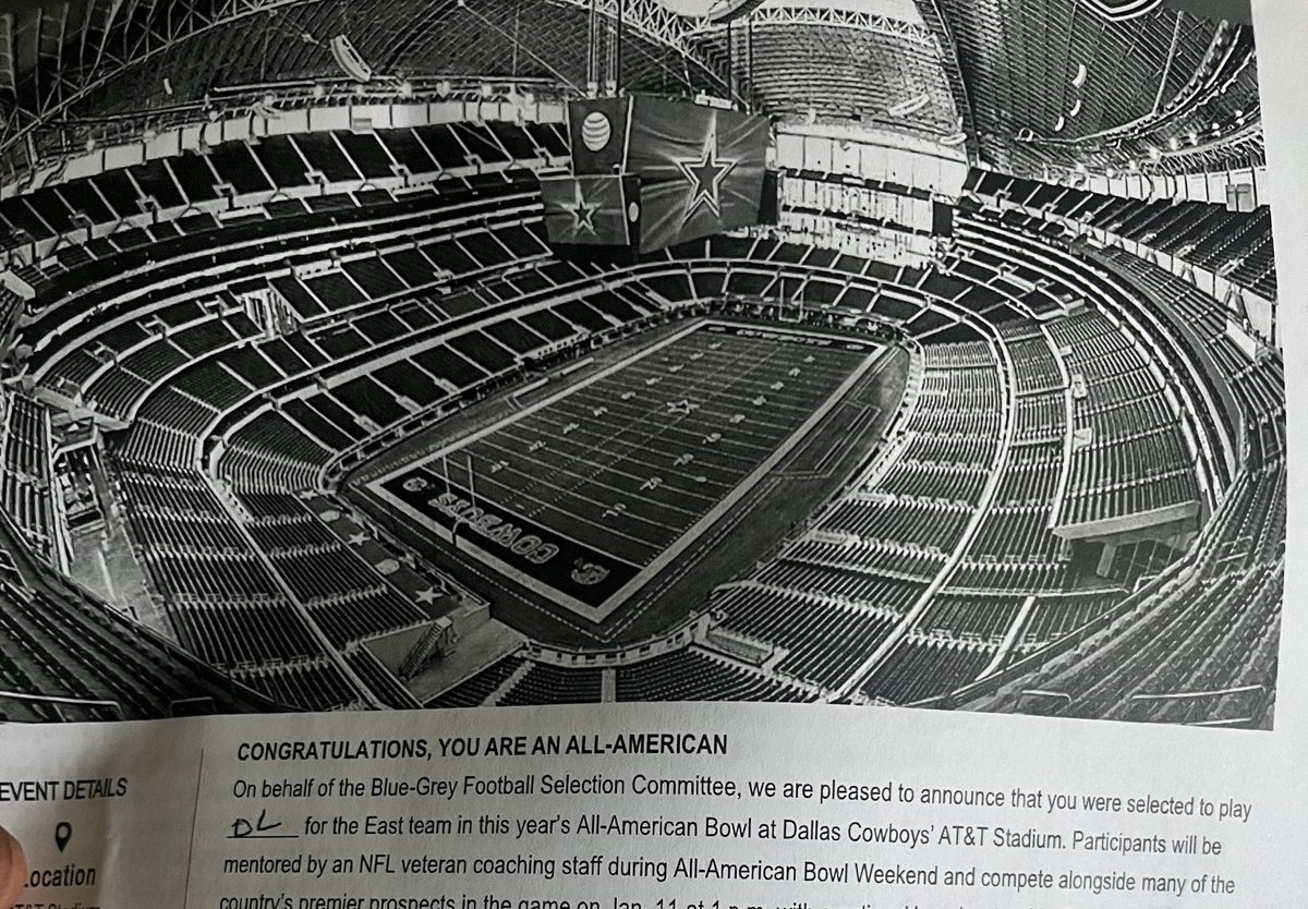 PhilipLoadholt's tweet photo. Blessed to be named an ALL -AMERICAN by @BlueGreyFB thank you . @PrepRedzoneOK @6starfootballOK @AllenTrieu @samspiegs @THillBAFootball @RecruitBAFBall https://t.co/9bjE5I15x4