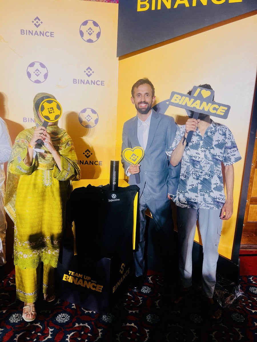 InjectivePak's tweet photo. Today Binance Pakistan hosted a Meet up in Faisalabad. 

A chance to meet with Fellow Ninjas of Injective and other Pakistan Cts. 

Traveled to Faisalabad met with Injective Ambassadors including @Cryptolab06 @dream_07a and some Cts @mav_evm @aylach27 . https://t.co/AfNlFQV1Ur