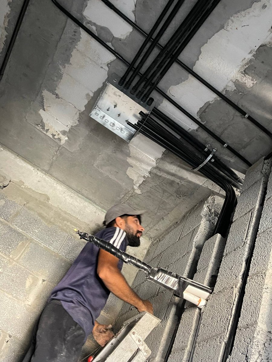 Masknk_muc's tweet photo. 🛑تمديدات مواسير #كهرباء نوع #pvc 

مشروع ( ٣٩) ب حي #الشاطىء #جده

شراكة تُبنى على الجودة والتميّز:
0500088197

تابعوا جديدنا على السناب :
https://t.co/T7Y5VXeV6P
#جدة
#الرياض
#عظم
#تشطيبات
#أبحر
#مقاولات
#فيلا
#إشراف
#مقاول
#مسكنك_لإدارة_المشاريع https://t.co/WyXe68aNpx