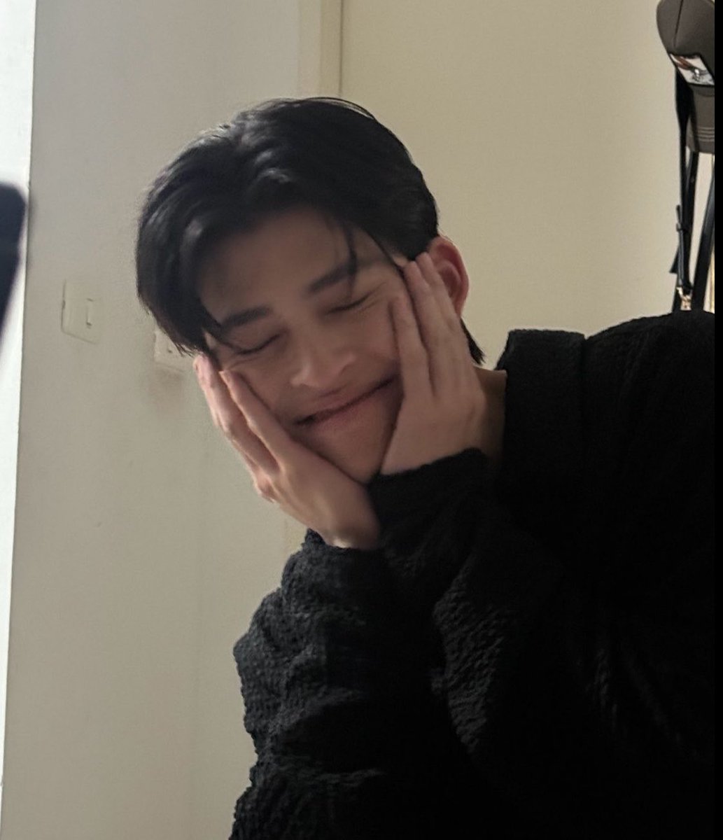 dearxppw's tweet photo. my pangpond ☹️🩷☹️🩷 https://t.co/dQlUss2upU