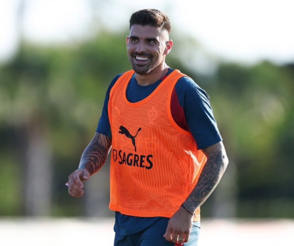 shadow of ruben NEVES tweet media