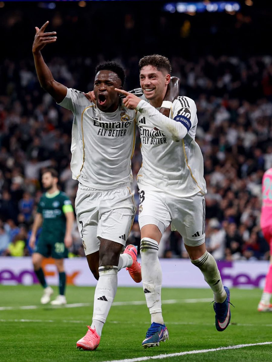 SonyXperia00's tweet photo. Vaya mierda de fichajes 🤦🏼‍♀️ Espero que 👇🏼 éstos dos seguirán en Real Madrid, también y Arda Güler 🤍💜🤍 https://t.co/9tOTftXl2t