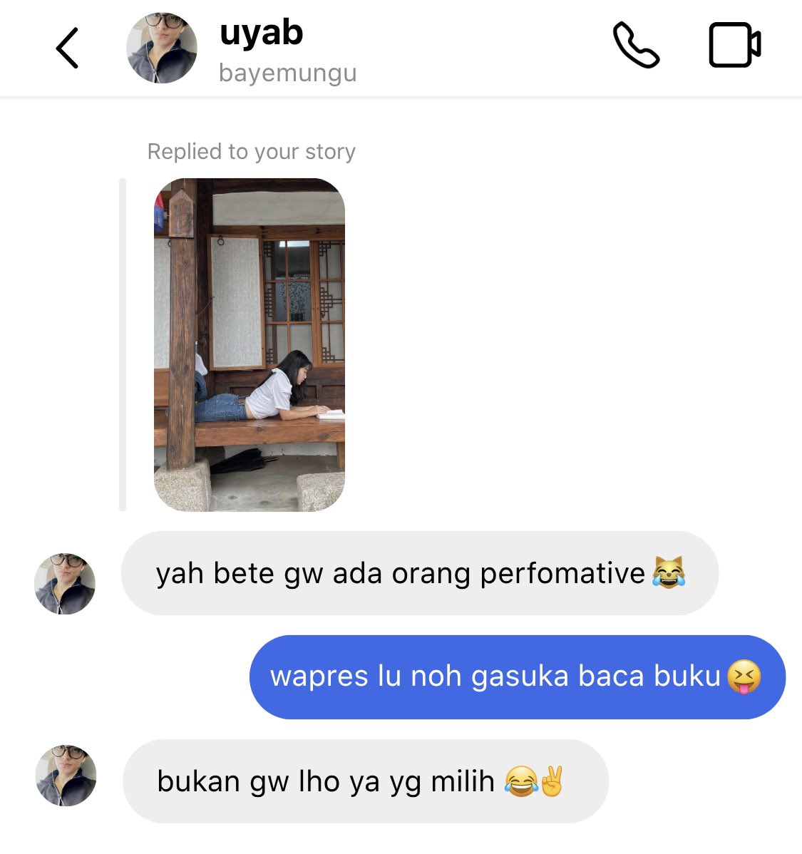 sournices's tweet photo. How my bf and i replying to ig stories satu sama lain

a #markri few tweets au https://t.co/IfVzUF0gj8