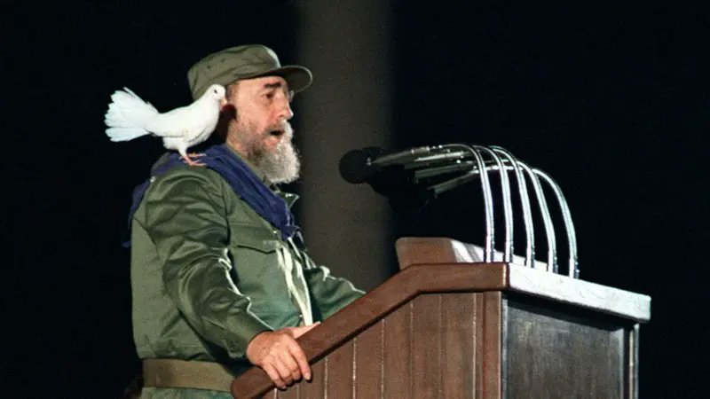 RafaelAnap's tweet photo. 100AñosConFidel: "Es la Revolución, sencillamente, que tiene detrás todo un pueblo que tiene la razón, (...) y además de entusiasta, inteligente; y además de inteligente, cívico; y además de inteligente y cívico, valiente, que es el pueblo de #Cuba #AgriculturaCubana https://t.co/zpcsFZqgL7