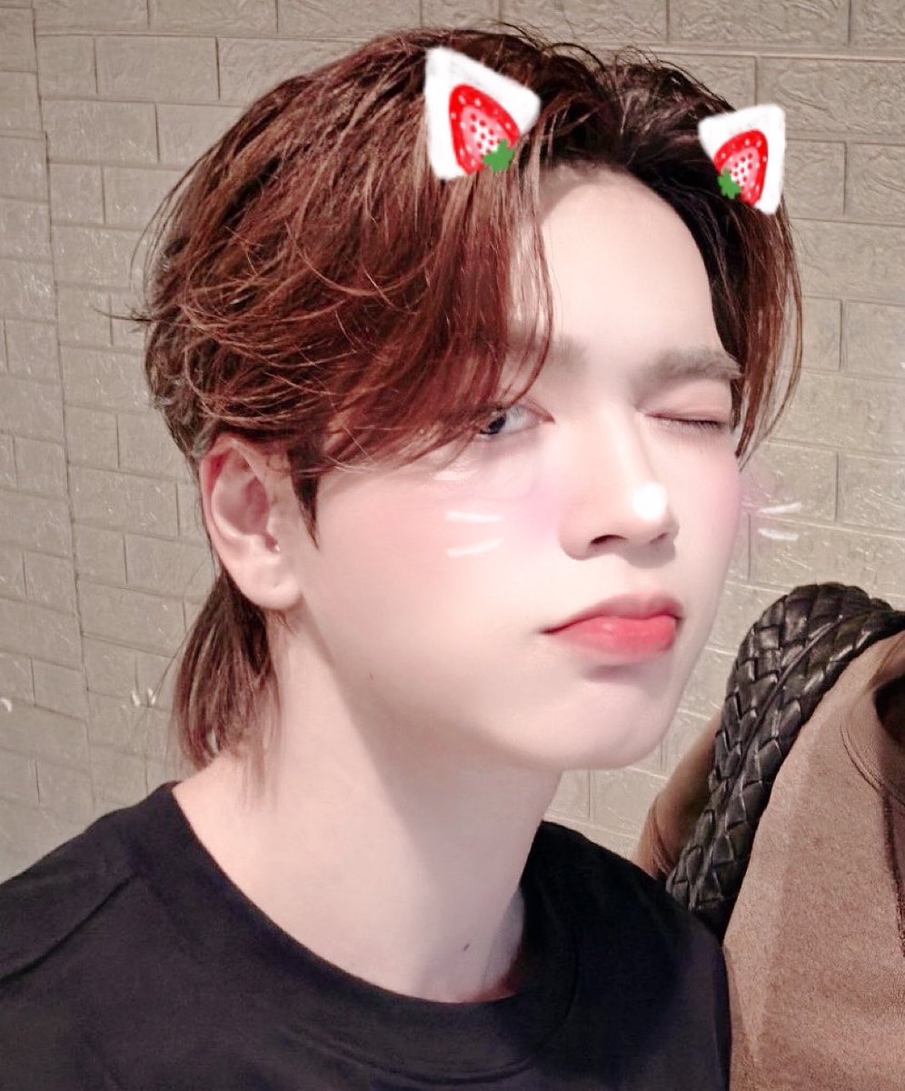 nongbbbubble👻🍒 tweet media