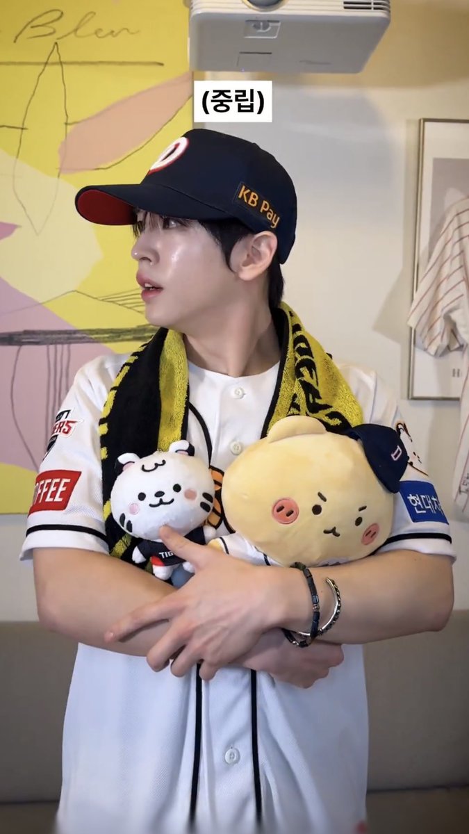 0426ma_'s tweet photo. (중립) https://t.co/tvxoiZYojv