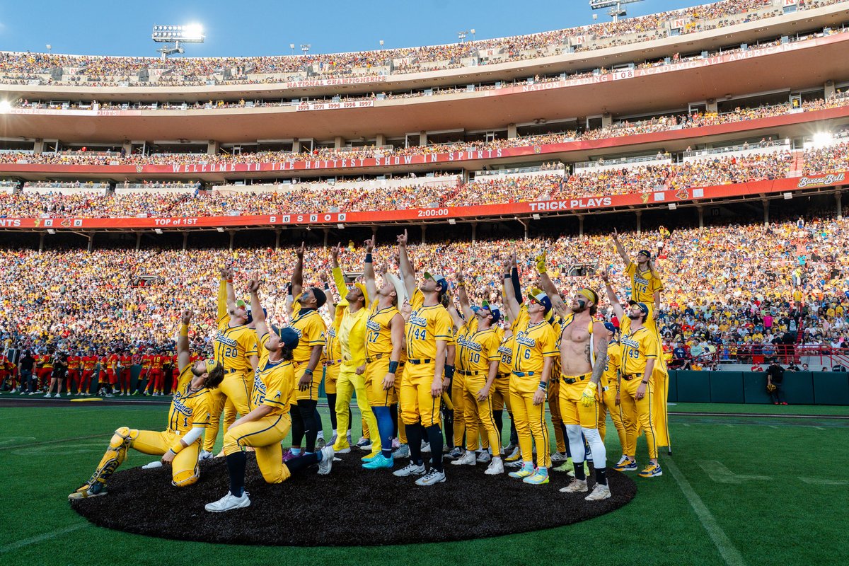 YellowTuxJesse's tweet photo. One of the greatest crowds in Banana Ball History. Thank you Nebraska. 

You brought the energy to another level than we’ve ever seen. You made us feel
at home and can’t wait to come back soon! https://t.co/SEhAtrAOAL