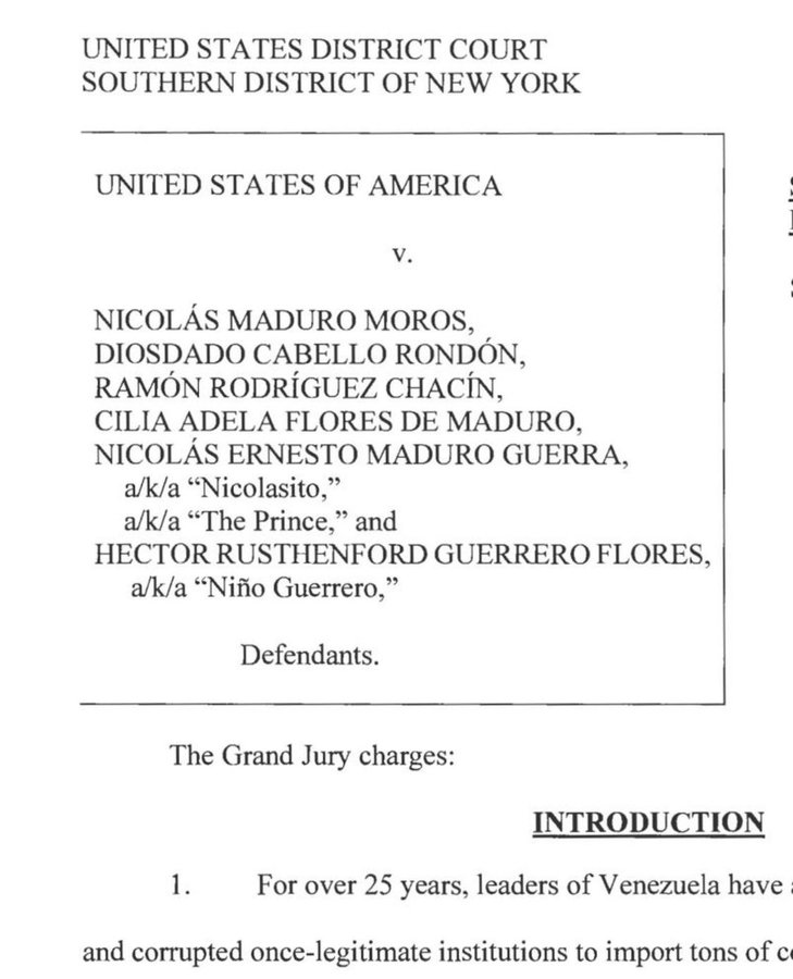 SonPolemicas's tweet photo. Ya le avisaron al Fiscal de New York que lleva el caso del Presidente Nicolás Maduro, que su "testigo estrella" fué asesinado por el gobierno de Trump....?
Sin "testigo estrella", ahora se le debilita el caso. https://t.co/5EiefatrRC