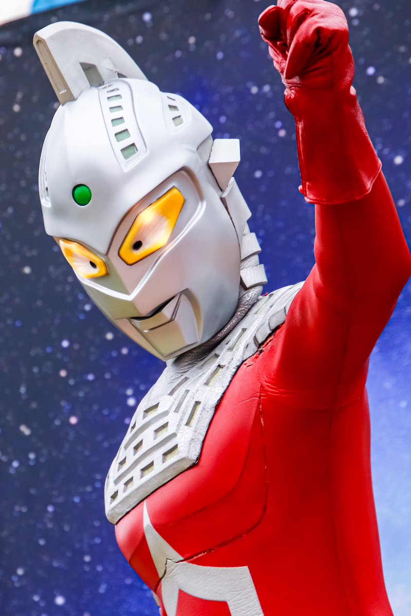 PhotoHanabi's tweet photo. 「また会おう！！」

#ウルトラセブン https://t.co/zyU4cJuAA6