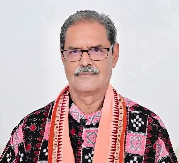 BadriDhal's tweet photo. ଓଡ଼ିଶାର ମାନ୍ୟବର ଉପମୁଖ୍ୟମନ୍ତ୍ରୀ, ପ୍ରାକ୍ତନ ରାଜ୍ୟ ବିଜେପିର ସଭାପତି ତଥା ଆମର ମାର୍ଗଦର୍ଶକ ଶ୍ରୀ କନକ ବର୍ଦ୍ଧନ ସିଂ ଦେଓଙ୍କ ଜନ୍ମଦିନ ଅବସରରେ ଆନ୍ତରିକ ଶୁଭେଚ୍ଛା ଓ ଅଭିନନ୍ଦନ ଜଣାଉଛି। ମହାପ୍ରଭୁ ଶ୍ରୀ ଜଗନ୍ନାଥଙ୍କ ନିକଟରେ ଆପଣଙ୍କର ସୁସ୍ଥ, ନିରାମୟ ଓ ଦୀର୍ଘାୟୁ ଜୀବନ ନିମନ୍ତେ ପ୍ରାର୍ଥନା କରୁଛି।
@KVSinghDeo1 https://t.co/rgxqifIHGc