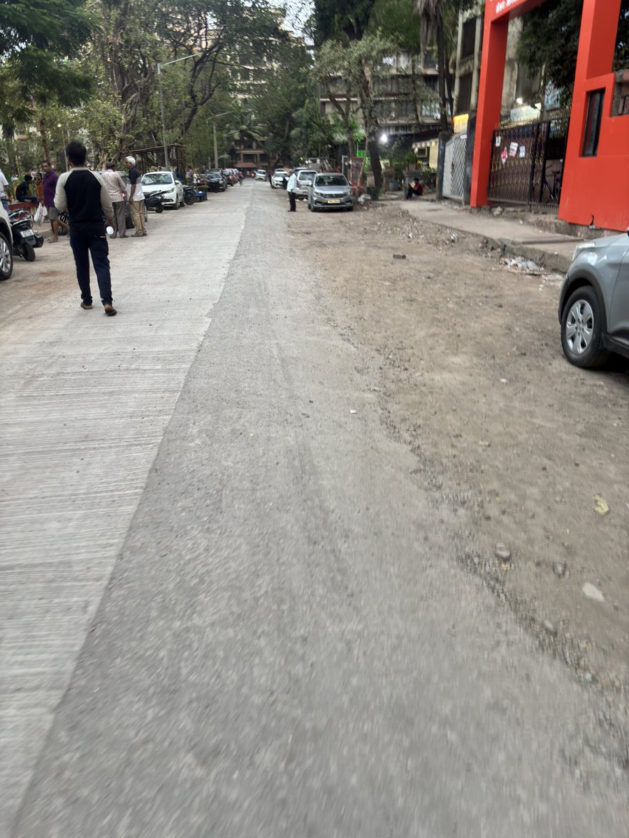 prady22's tweet photo. One side concrete other side no work. This is the condition since 3 weeks. On top of it the roads are not even complete and sloping towards one side. Rainy season will cause water logging. Location - opp Lal Maidan, Tilak Nagar, Chembur @mybmc @mybmcWardMW @TawdeRitu https://t.co/ycTPiXq5A4