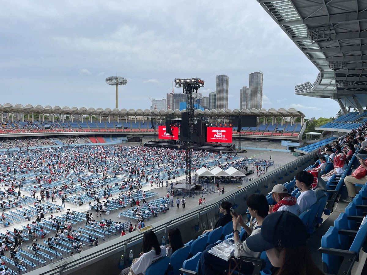 ajikmmm's tweet photo. まじ最高やった。よっちゃんも帰ってきてドラム弾いてくれた。ありがとうSHISHAMO。
 #SHISHAMO https://t.co/IZzJwpHj0j