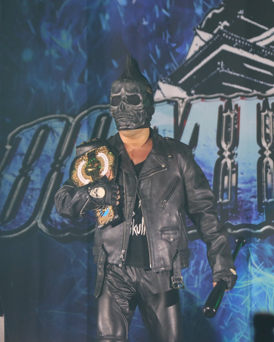 ultimatek1998's tweet photo. SANADA ⁉️ 📸　#njDOMINION 

#njpw
#LIJ https://t.co/4RwVB7rviQ