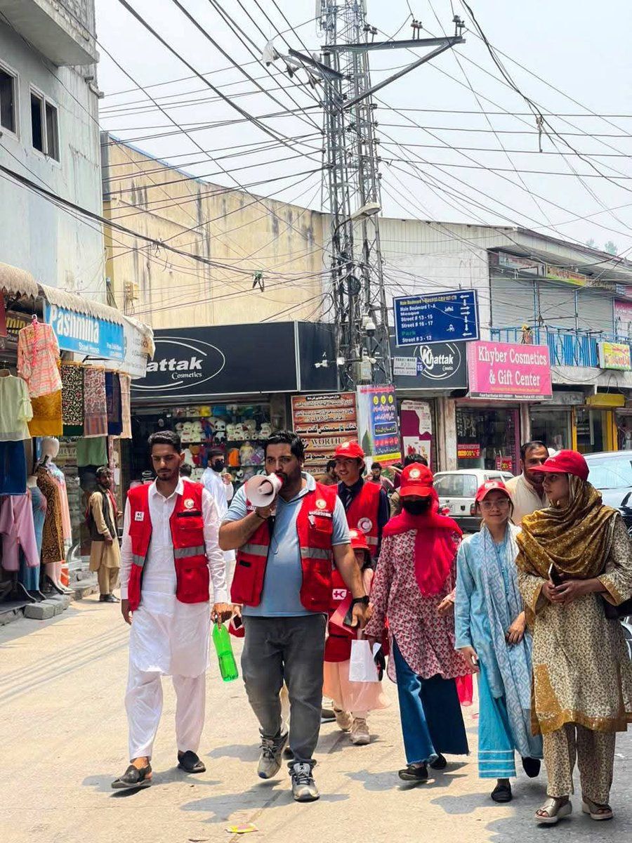 PRC_official's tweet photo. 🌡️ Beat the Heat. Save Lives.

PRCS AJK volunteers marked #HeatActionDay2026 in Muzaffarabad through a community awareness walk, promoting the simple but life-saving message: Shade, Water, and Rest.

#HAD2026 #BeatTheHeat #PRCS #AJK #ClimateAction #Volunteerism https://t.co/29CNDQJfd4