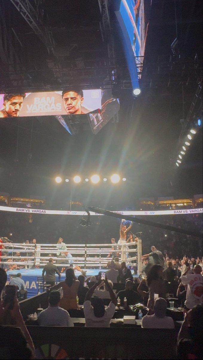 DevichioS's tweet photo. 24hrs in Phoenix https://t.co/fBlhHsxXhK