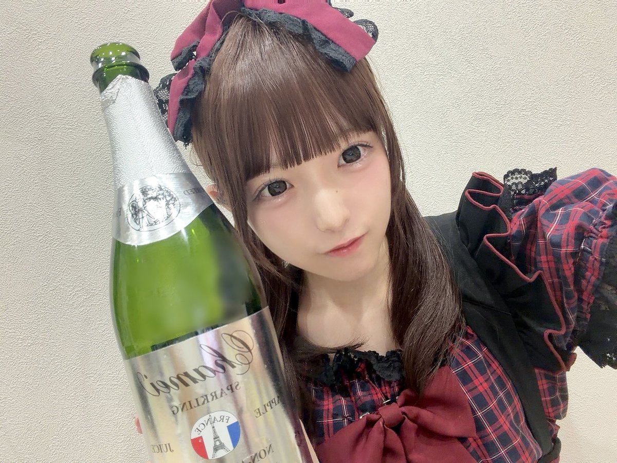 退勤しました ♡ 乾杯.チェキ.🍾.遠隔ありがとうです ꌩ ·̫ ꌩ