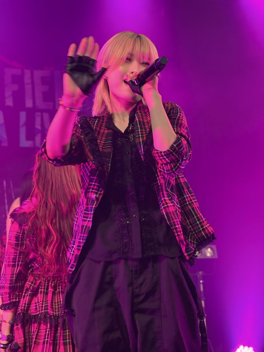 novtoronic's tweet photo. rock field ULTRA LIVE in GOTANDAにてPOPPiNG EMOのキングユリア様

DIVEで優勝してたな〜🏆

#ポピエモ
#キングユリア https://t.co/ZxTZ2dYo95