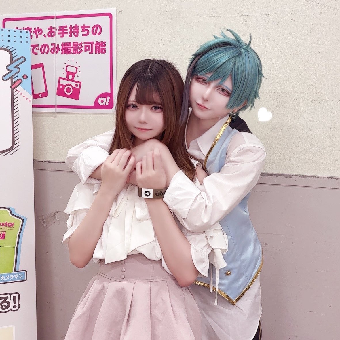 fl0nya's tweet photo. 池アコ!!!
7️⃣ちまに会えて嬉しかったしやっぱり🦈がほんとーーーーにめろい‼️🤦🏻‍♀️
いっぱいお話もできたし爆笑したしでとっても楽しい時間だったな〜♪また絶対会いに行くよ〜＞ω＜ฅ

❥ @enenpmq  ⟡.· https://t.co/EyTaETLs8G