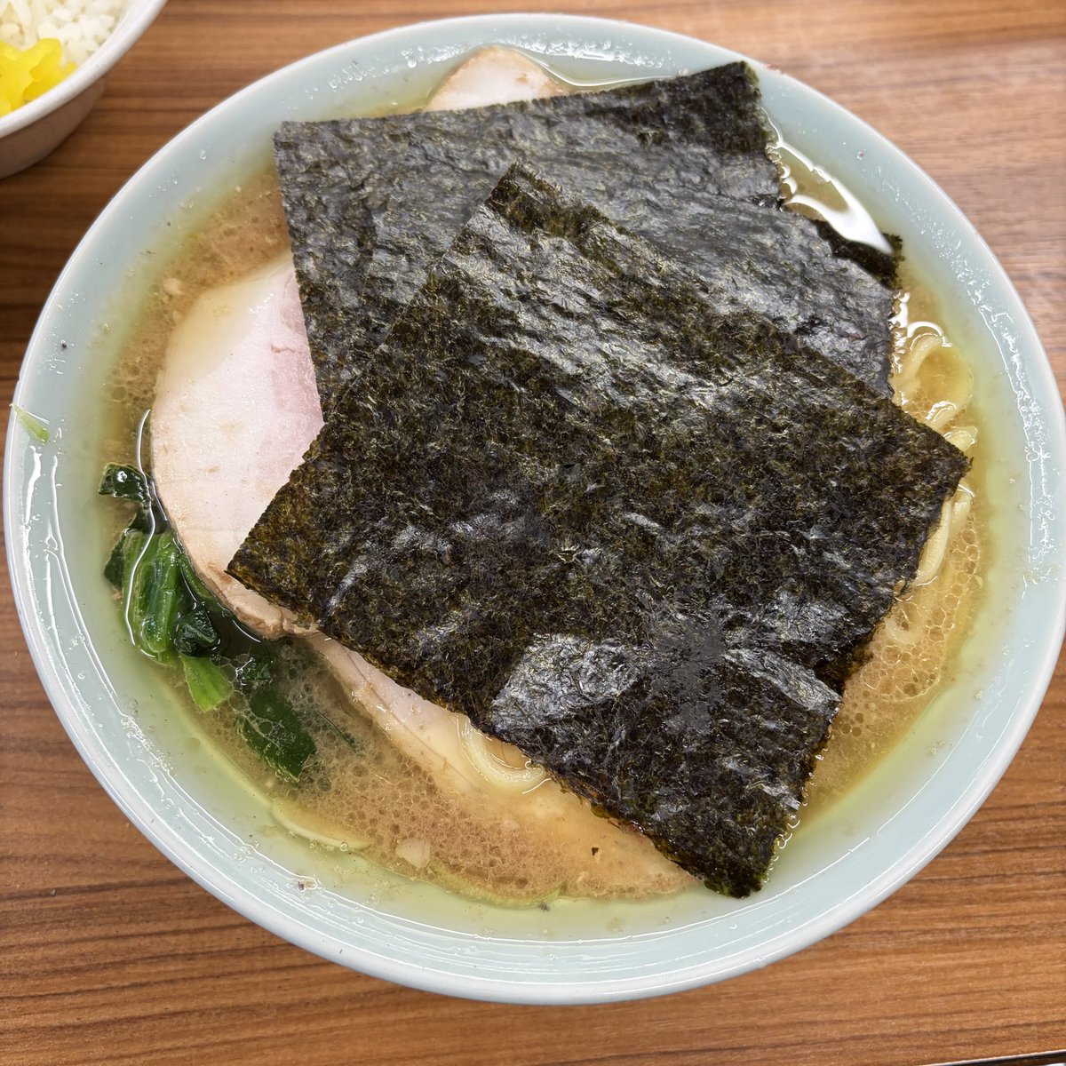 pk_diamond's tweet photo. 2026/6/14
近藤家本店@北山田

チャーシューメン
キャベチャー
半ライス

最近またちょくちょく来てまして、スープめっちゃキマッてます🍜大判チャーシューも食べ応えあり。キャベチャーも👍️😊 https://t.co/nk3aUDFfPE